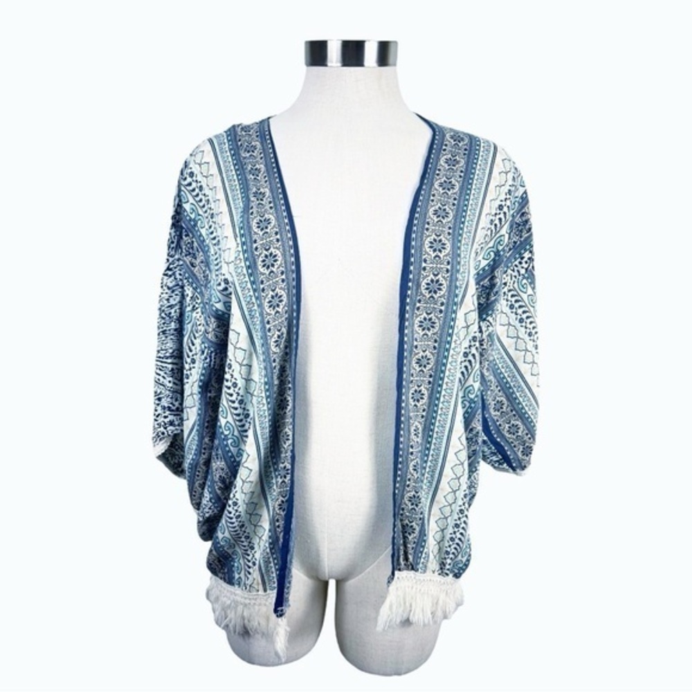 Roffe Accessories Blue Paisley Kimono with Fringe‎ Hem One Size